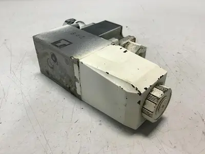 USED VICKERS DG4V-3-2A-M-P7-H-7-T41-50