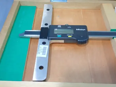 USED MITUTOYO 57121510
