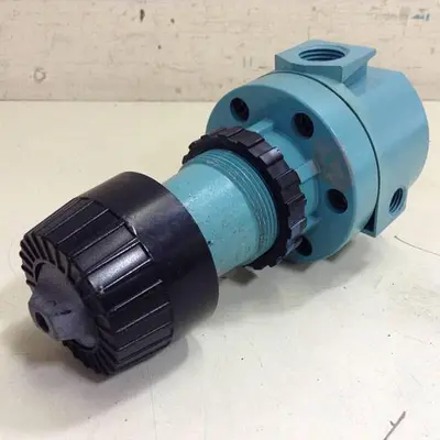 USED WILKERSON R26-04-000 F87