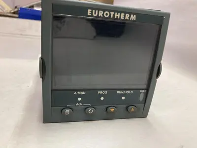 USED EUROTHERM 3504/CC/VH/1/XX/X/1/XXX/G