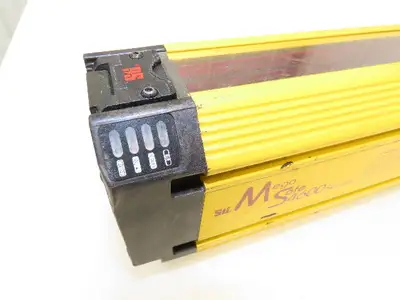 STI MG46SR-30-1215-R-A1-FD2 Light Curtain Receiver Mega Safe 1215mm Length