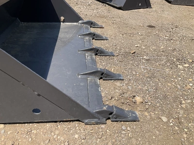 New old stock Paladin 42” bucket with teeth for a mini skid steer, welded on cutting edge, mini skid...