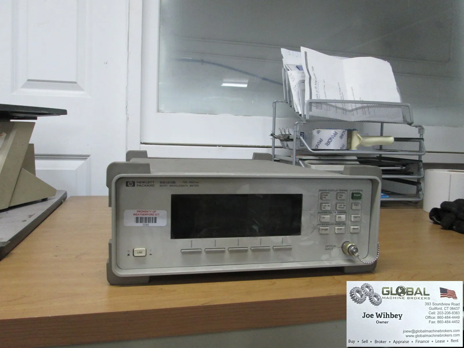 Hewlett Packard 86120B Multi-Wavelength Optical Power Meter 700-1650nm