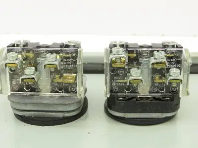 Hoffman A10106CH Electrical Enclosure Junction Box E-Stop Pushbutton 10x10x6"