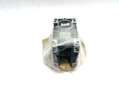 New | in-Stock Dorner Gearhead Reducer 10:1 Ratio eDrive 56C Speed Reducers Michigan US | Maverick Industrial Sales #1400938