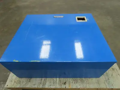 Electrical Enclosure Cabinet 838mm H 685mm W 304mm D With Metasol ABS33C Breaker