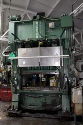 MINSTER 300 TON SSDC Straight Side, Double Crank (Single Action) Presses | Timco, Inc. (7)