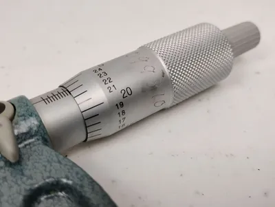 USED MITUTOYO 126-140