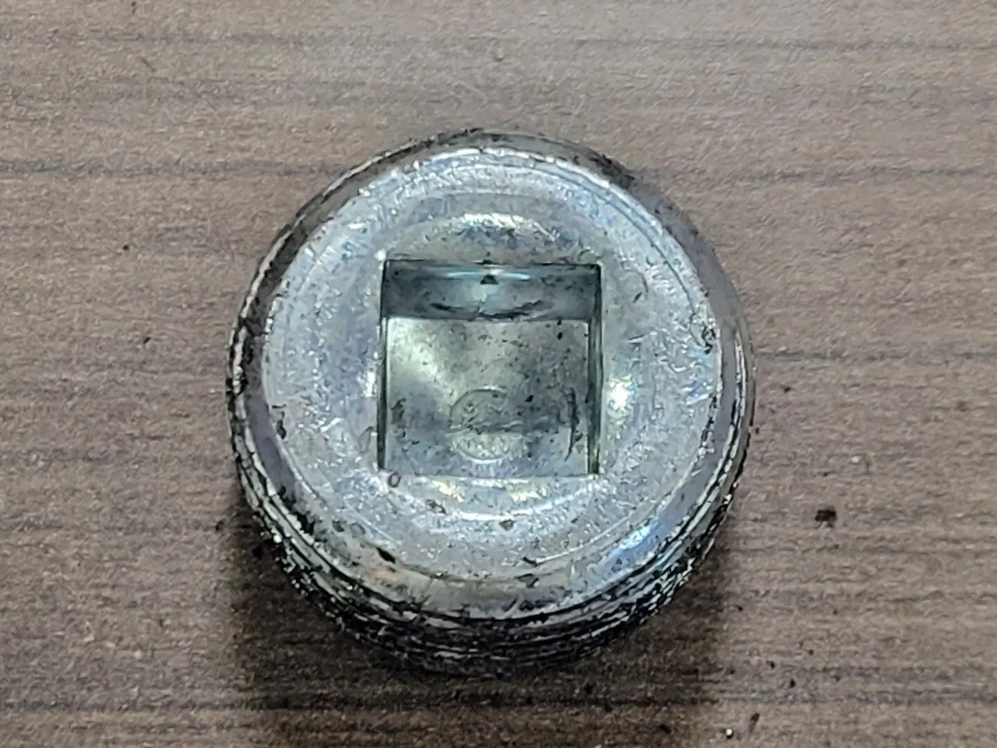 NEW EATON PLG3