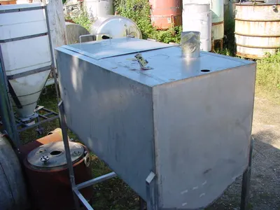 1,600L S/S Enclosed Rectangular Tank