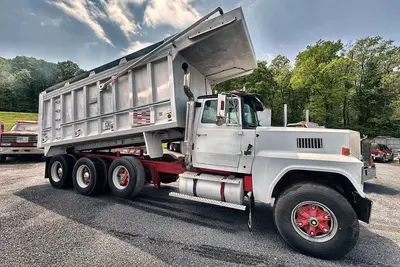 Used 1987 FORD LTL9000 Dump trucks Louisiana US | Proxy Equipment #1378114