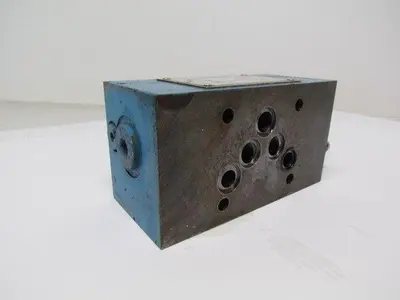 Vickers DGMX2-5-PP-BW-E-S-30 SystemStak Reversible Hydraulic Reducing Valve