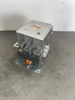CARLO GAVAZZI CC400S CONTACTOR 400AMP 100-240VAC or 100-220VDC Coil (Bin234)