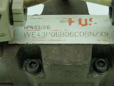 Husky HPN 634916 WE43P06B06C0BN/X9 Hydraulic Valve 24V