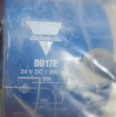 Electromatic D017E 24VDC 200mA Circular Proximity Sensor. 5E-3/5