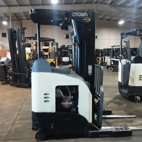 USED 2016 CROWN RR5725-45