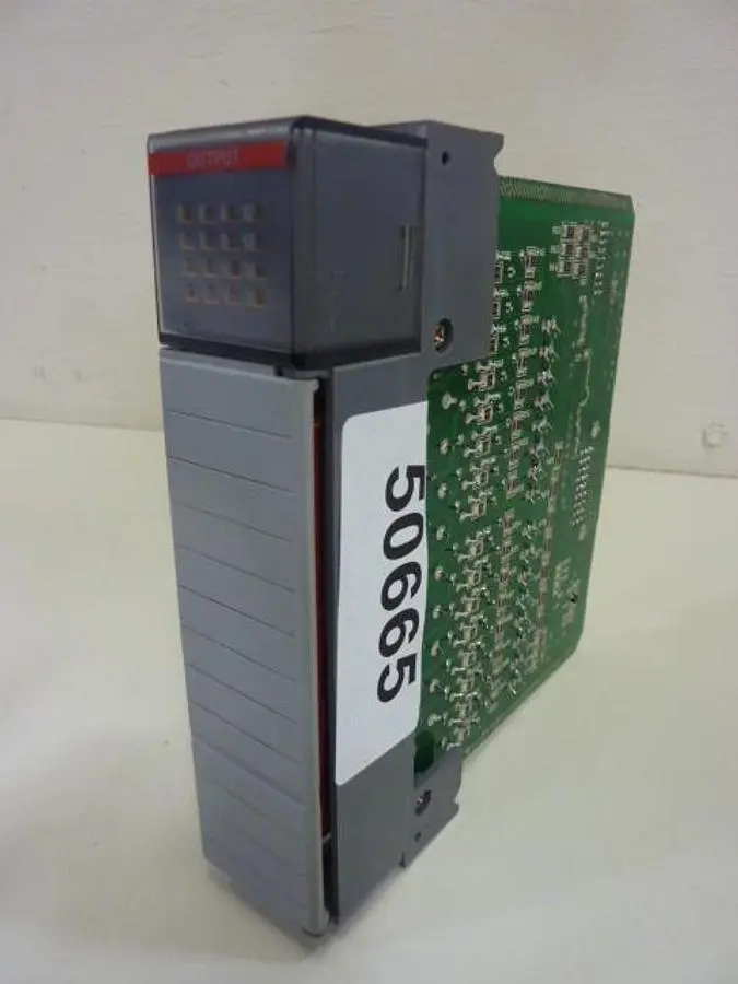 USED ALLEN BRADLEY 1746-OA16 SER D