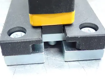 NEW EUCHNER RIEGELCTPAC123653