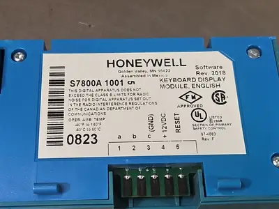 USED Honeywell S7800A 1001 Burner Control Display Module, Software Rev. 2018