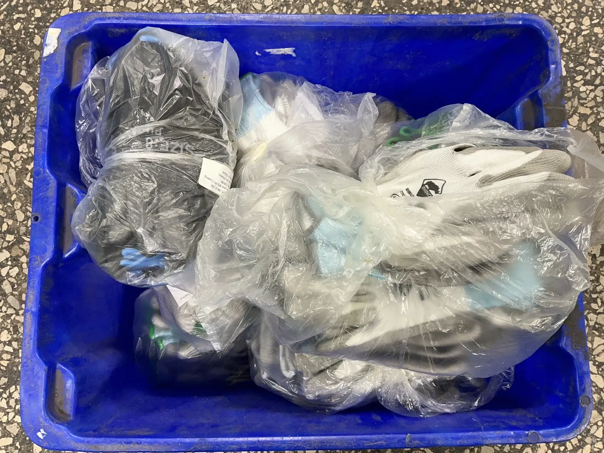Used _UNKNOWN_ _UNKNOWN_ Gloves Ohio US | HGR 24 #1370182
