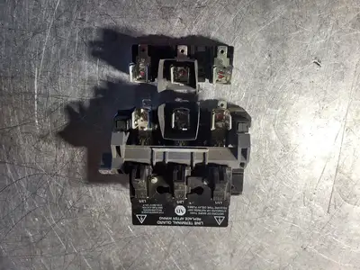 Used ALLEN-BRADLEY 1494F-FS30 Switchgears British Columbia CA | Lenmark #242490