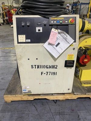 USED 2006 FANUC R-2000iA/200T + R-J3iB