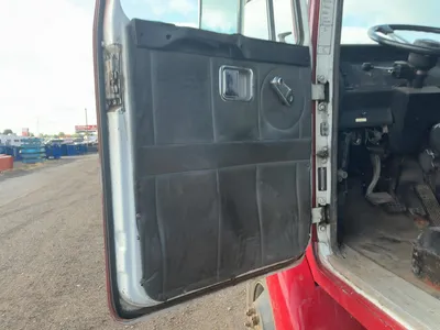 Used 1999 VOLVO TBD Conventional trucks Michigan US | Miedema Asset Management Group #1390409