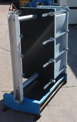 SPC8697  Heat Exchanger 295.92 sq.ft. API Schmidt plate heat exchanger, Stainless Steel