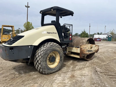 Used 2006 Ingersoll-Rand SD122DX Vibratory Rollers Maryland US | Zadoon Equipment #1480544