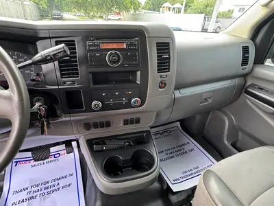 Used 2017 NISSAN NV 2500 Vans Florida US | Truck and Van Outlet #1509204