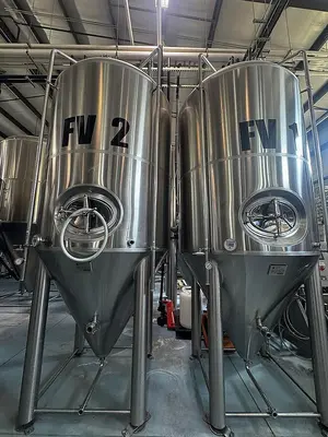 Used 2016 PROSPERO SK 30 FV Stainless Steel Tanks Oregon US | Ager Tank & Equipment Co. #1399328