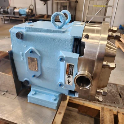 Waukesha Pump Model 045 U2  # 38917