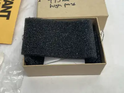 USED CHROMA R 26 MM X 38 MM DICHROIC BEAM SPLITTER