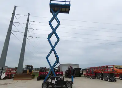 Used 2015 Genie GS3369RT Scissor Lifters New York US | United Lift #1445584