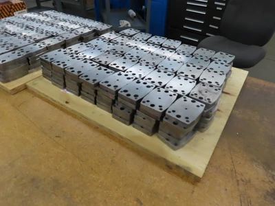 Used GENERIC GENERIC Sub Plates Minnesota US | Machinesused.com #1512033