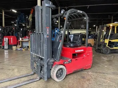 Used 2016 RAYMOND 445C35TT 3-Wheel Sit down Electric Counterbalance Forklifts Illinois US | Somerset Equipment Sales #1546124