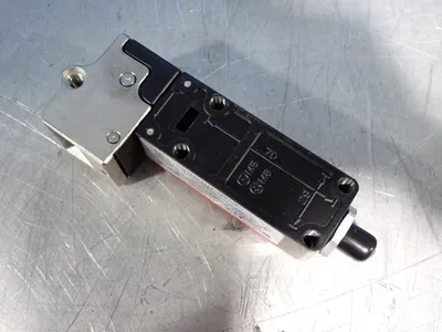Used FORTRESS INTERLOCKS _UNKNOWN_ Relays & Switches Ohio US | HGR 24 #912895