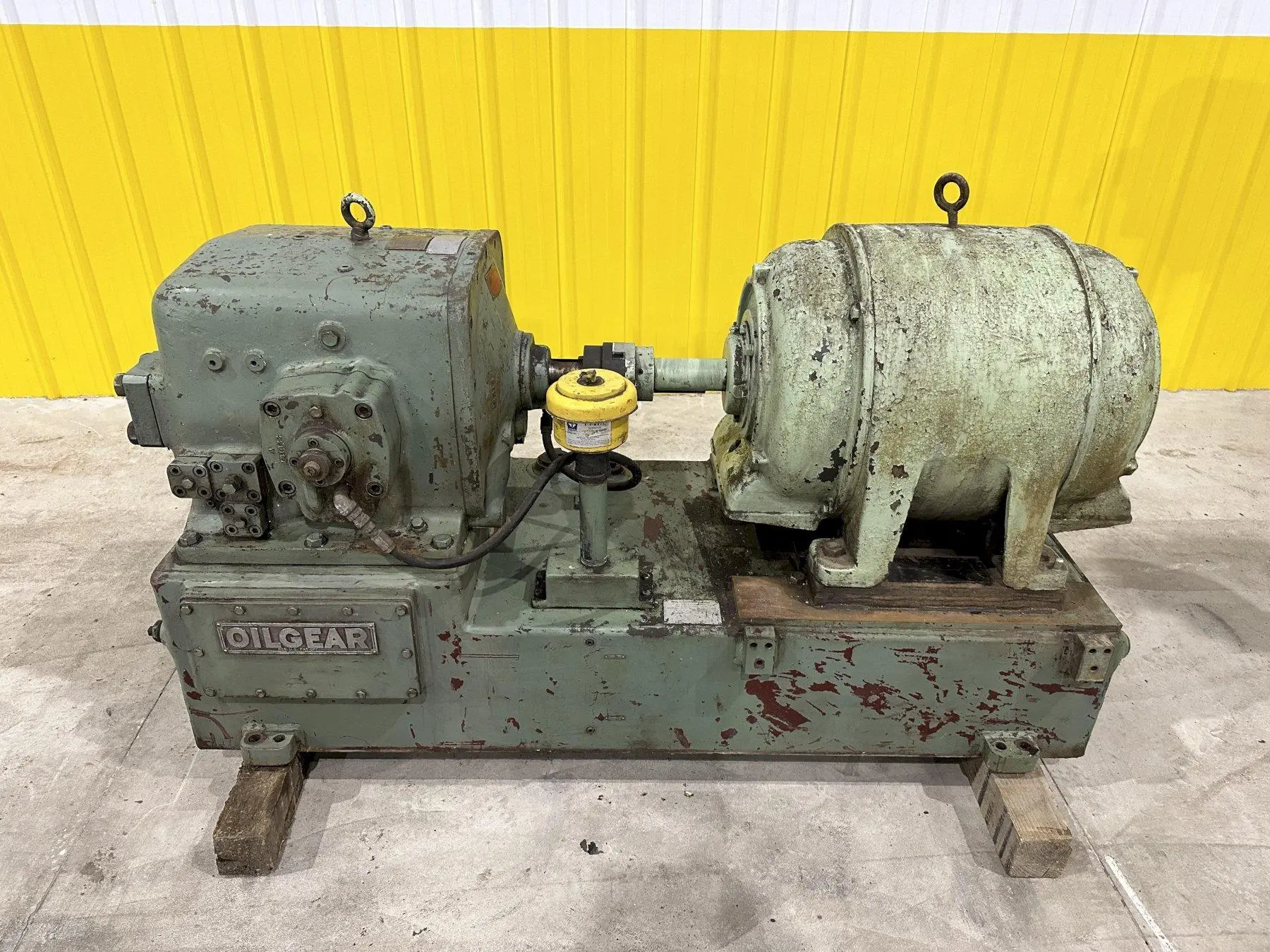 USED OILGEAR DR-3517