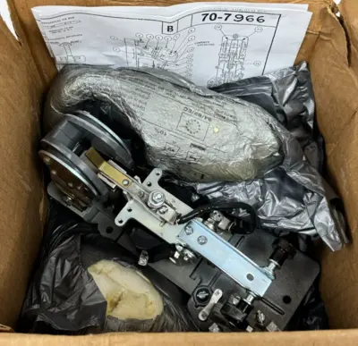 NEW EATON C80DG121B20 NEMA SIZE 2 DC 912 CONTACTOR 600VDC W/ 1549-1 COIL