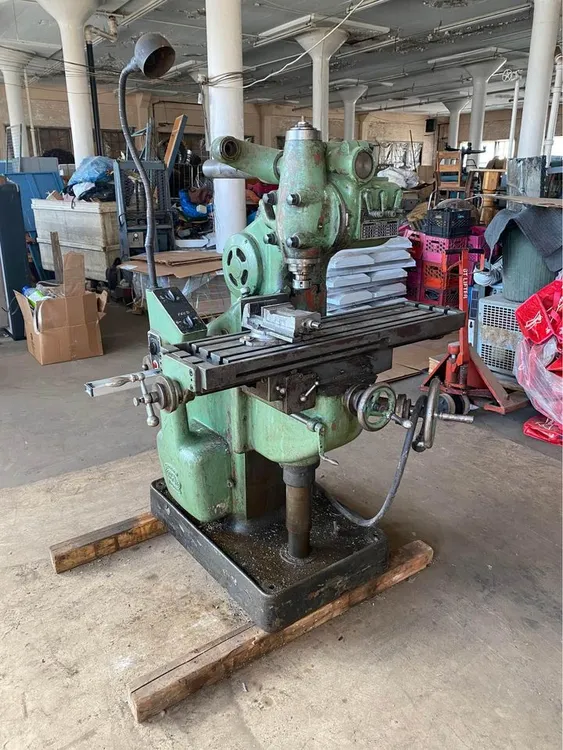 Used Abene Horizontal/Vertical Manual Mill Vertical & Horizontal Mills Quebec CA | Machineco #1256408