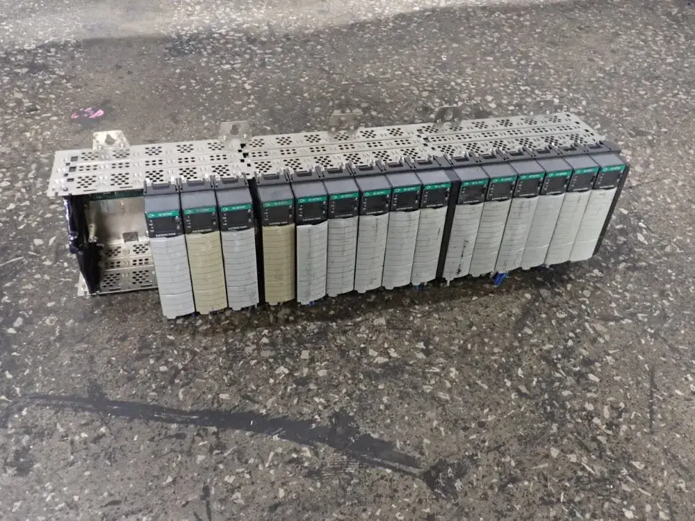 Used ALLEN BRADLEY 1756A17/B PLC Chassis Ohio US | HGR 24 #838741