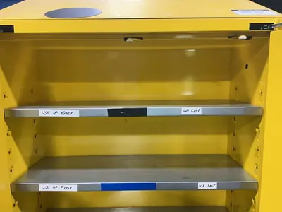 Used JUSTRITE 894520 Cabinets Ohio US | HGR 24 #1456074