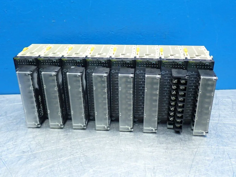 USED OMRON CJ1WOD212