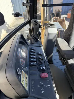 USED 2014 CATERPILLAR 450F