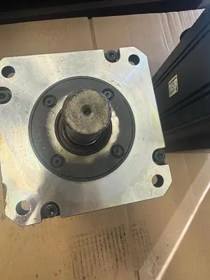 Mitsubishi HC-SFS421 Servo Motor