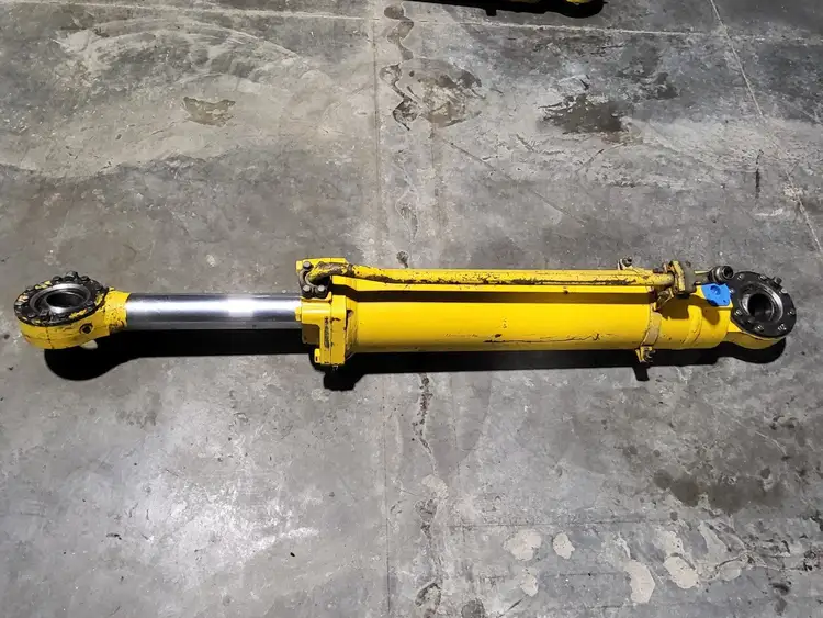 Used KOMATSU EH5933 Parts (Hydraulics and Pneumatics) British Columbia CA | Lenmark #264438