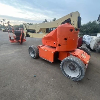 Used 2017 JLG E450AJ Crawler Boom Lifts Alberta CA | Leavitt Machinery #1517094