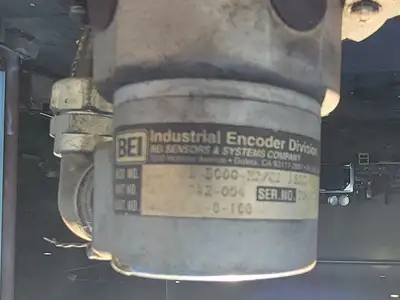 USED 1995 MAZAK VTC-16B