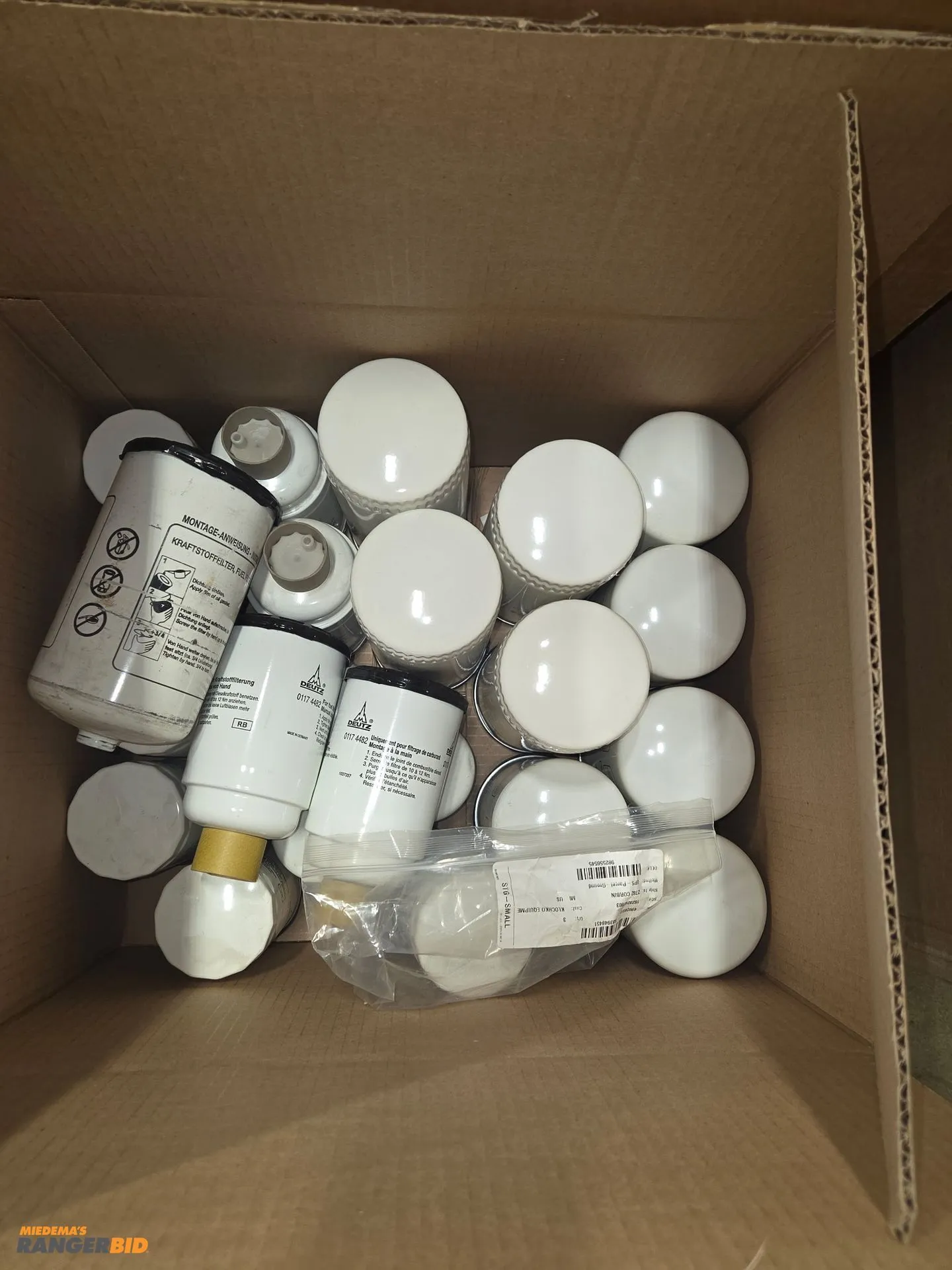 Pallet of new stock filters: Fleetguard, Donaldson, Baldwin, Deutz