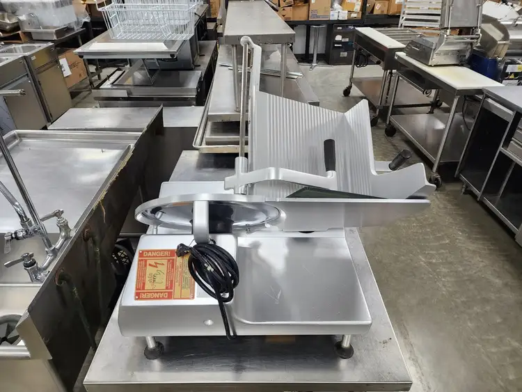 Used Bizerba Used 12" Bizerba SE12 Manual Gravity Feed Deli Meat Slicer 120V Slicers / Dicers / Cutters Illinois US | Falcon Restaurant Supply #1376806